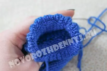 Knitting for newborns with description and photo: master knitting for girls and boys with schemes