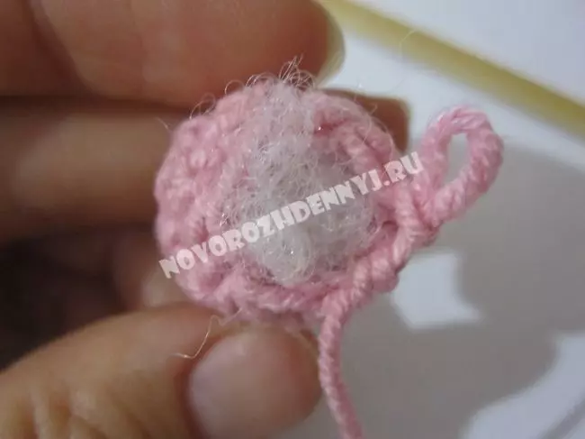 スキームと説明を備えた新生児かぎ針編みのための編み物：女の子と男の子のための編み物