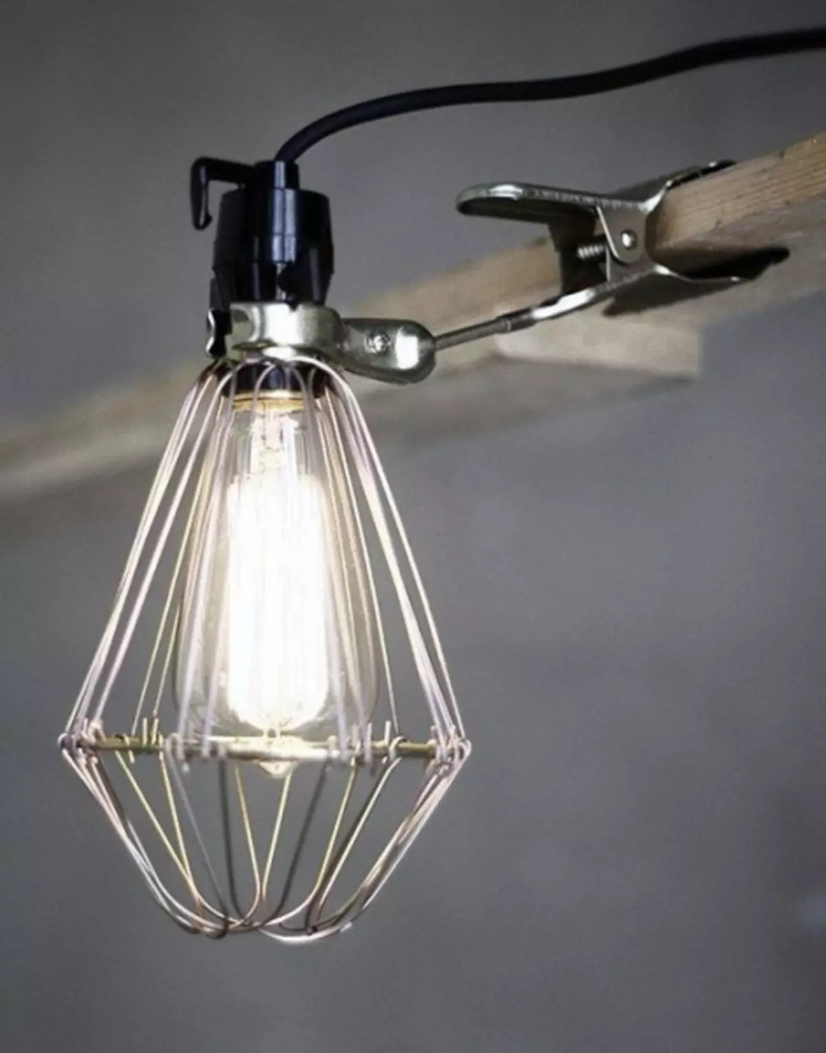 50 foto's van lampe in industriële styl