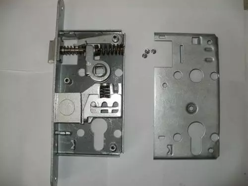 门锁装置：它来自哪个？