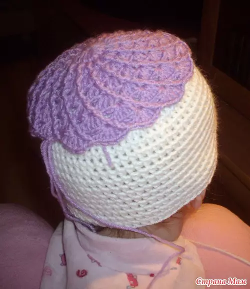 Cô gái có mũ crochet: Đề án cho mùa đông, mùa thu, mùa xuân và mùa hè từ các bậc thầy có kinh nghiệm với hình ảnh và video