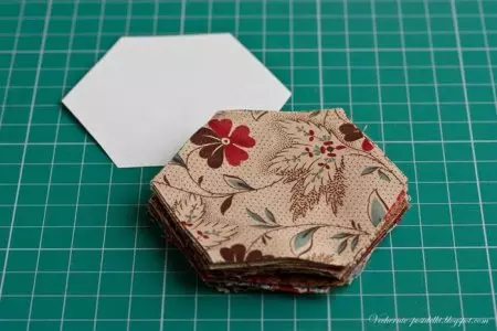 Slik lager du tape uten symaskin i patchwork-teknikk: Master Class