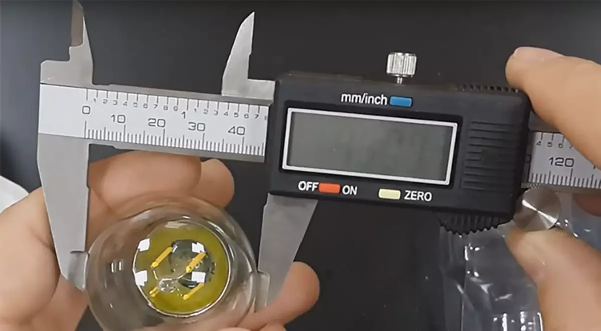 ফিলামেন্টেড LED আলো সম্পর্কে সত্য: আমরা wattmeter এবং pulsometer disassemble এবং পরিমাপ