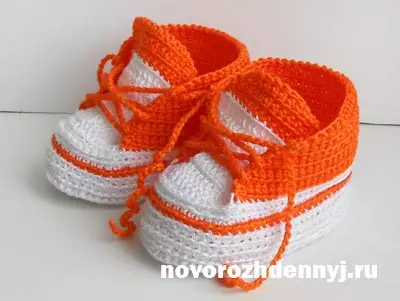 Crochet čizme: master klasa za početnike, sheme sa video i foto papuče za dječaka
