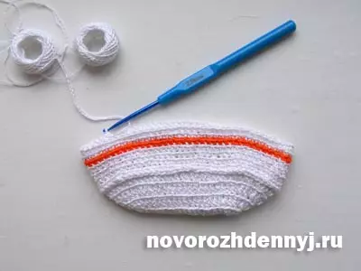 I-Crochet Booties: Isigaba esikhulu sabaqalayo, amacebo anevidiyo nezithombe ze-Slippers for Boy