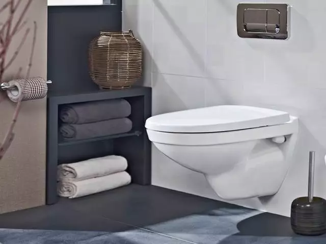 बाथरूम डिजाइन स्क्वायर मीटर। ए m.