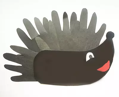 Applique from palms in kindergarten: Hedgehog and swan pictures with photos
