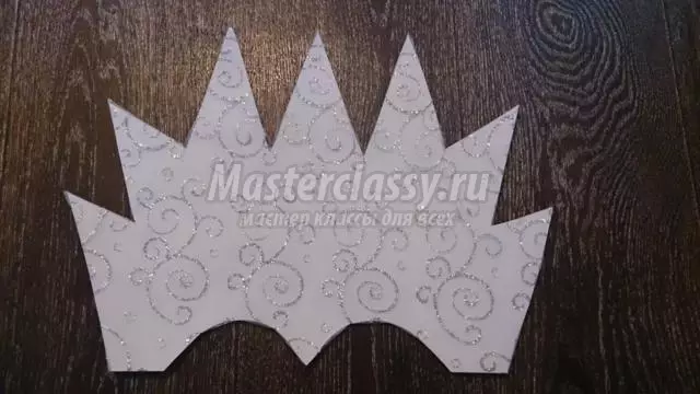 Crown ji bo Queen Snow DIY: Master Class bi wêneyê