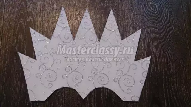 Koruna pro Snow Queen DIY: Master třída s fotografií