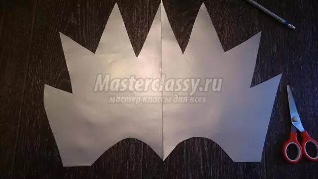 Qar Queen DIY üçün tac: Şəkil ilə master-klass