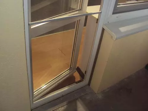 Utasítás, hogyan kell lógni az ajtót a hurokhoz