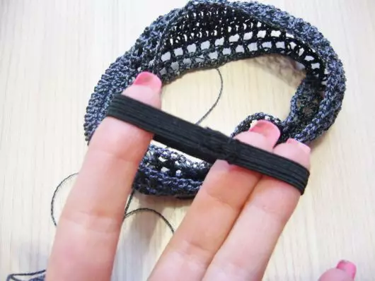 Girl cap with knitting needles: how to tie autumn and winter new clothes with photos and videos