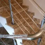 Ինչ սալիկ է ընտրելու տան աստիճաններով. Դիմակային նյութի տեսակները