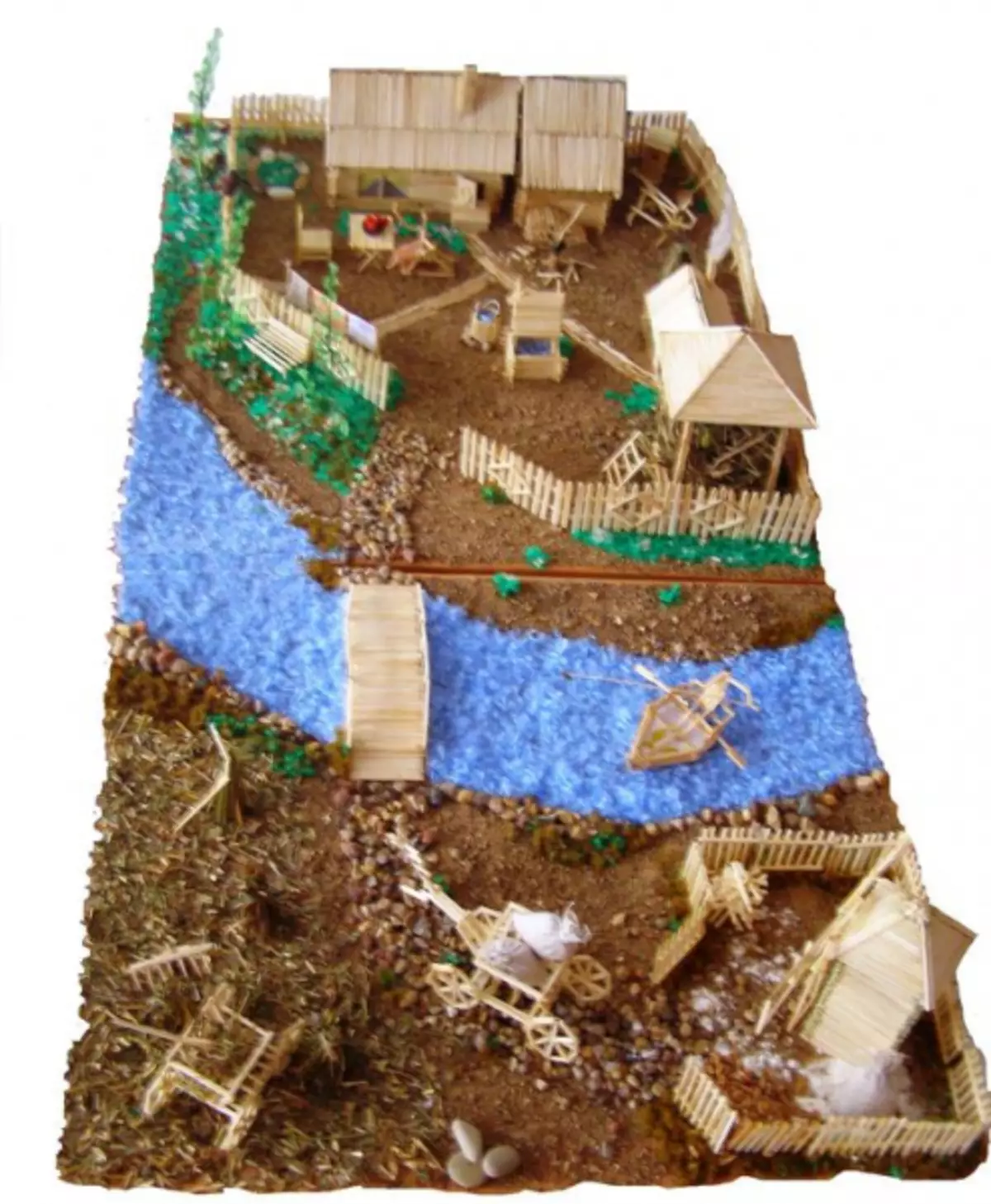 Макет деревни из природных материалов