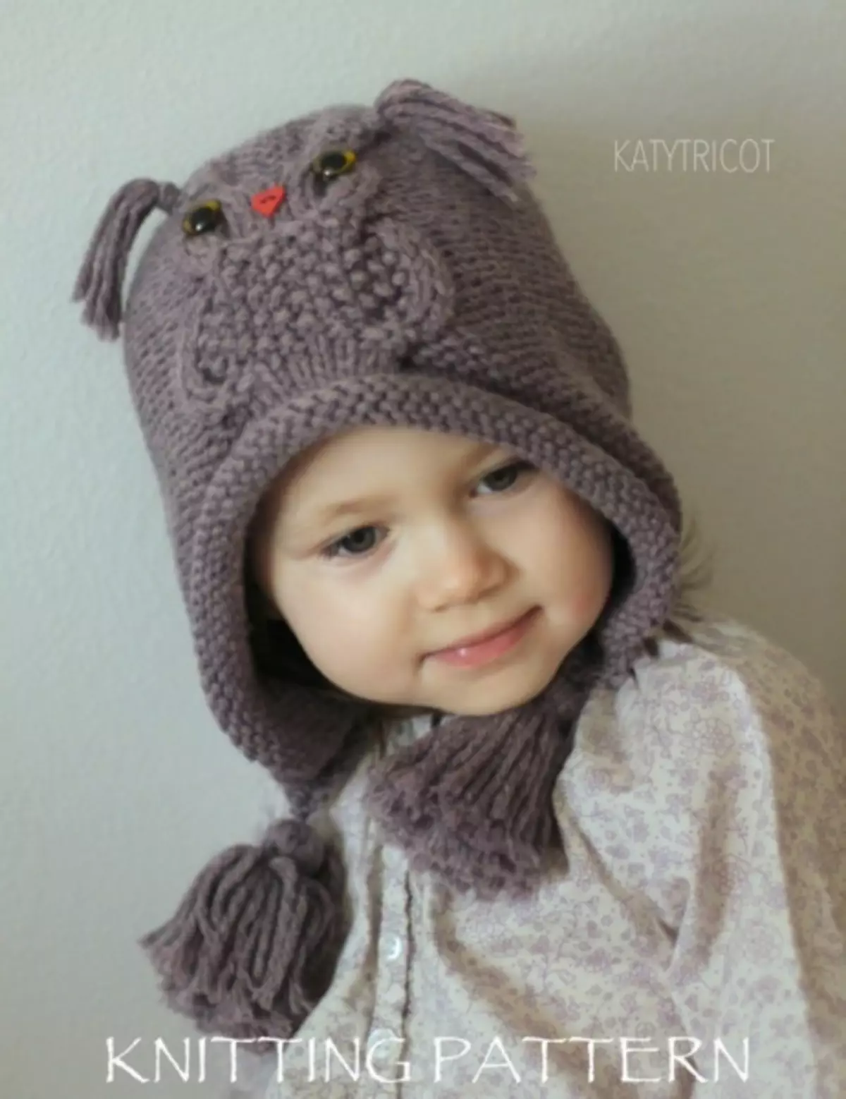 Børns hat med striknåle: Sådan binder du et nyt tøj med ører til baby med billeder og videoer