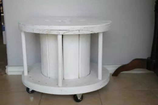 आपल्या स्वत: च्या हाताने कॉफी टेबल कसा बनवायचा (50 फोटो)