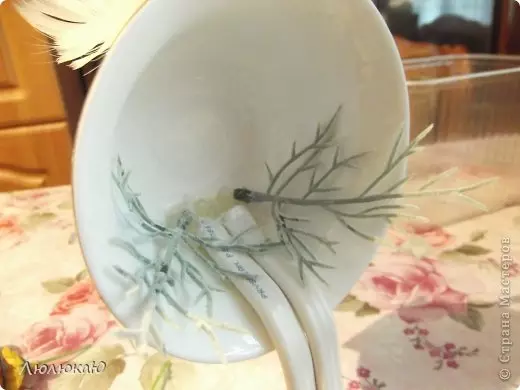 Пумпа чаша со цвеќиња со свои раце со видео-по-чекор видео