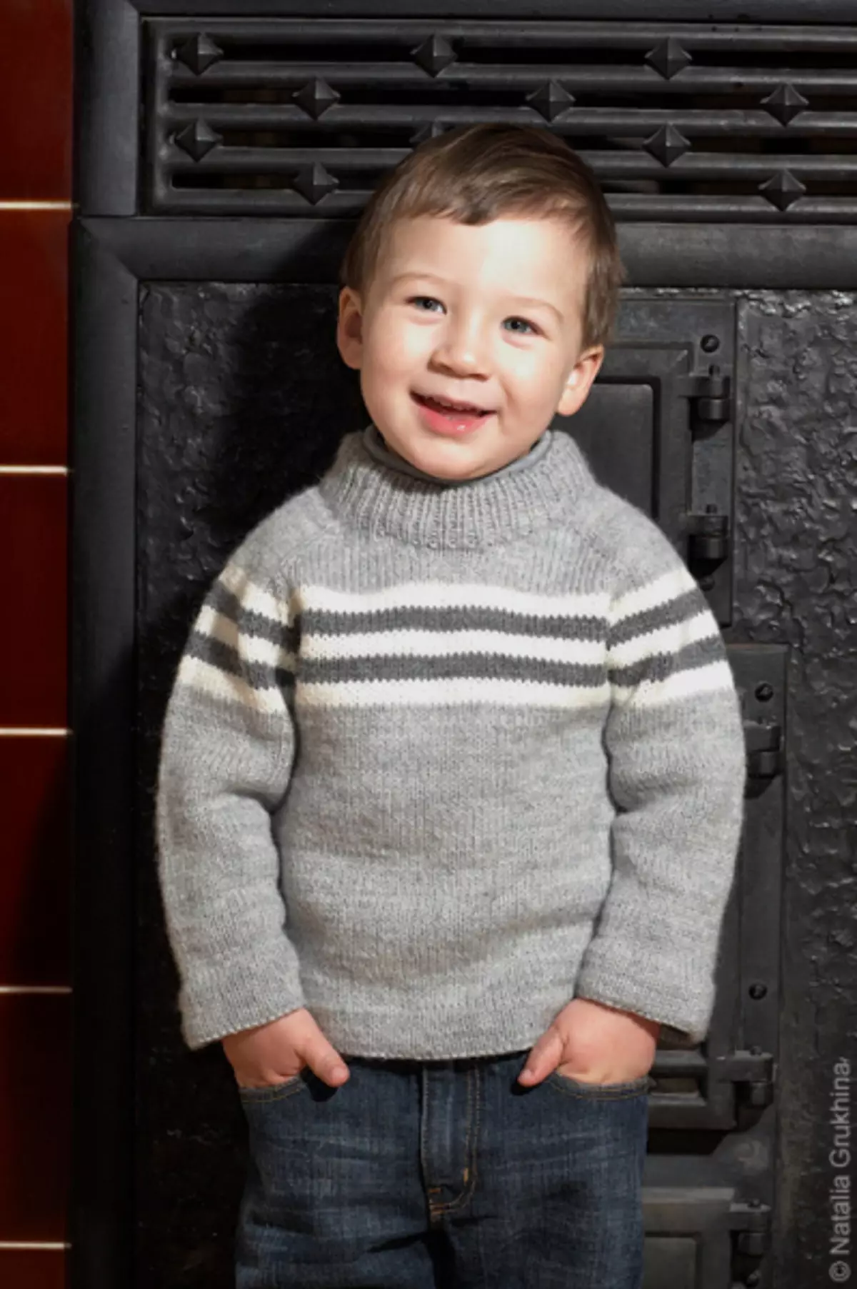 Џемпер за дечака са иглима плетења: Рела за бебу 1-3 године са фотографијама и видео записима