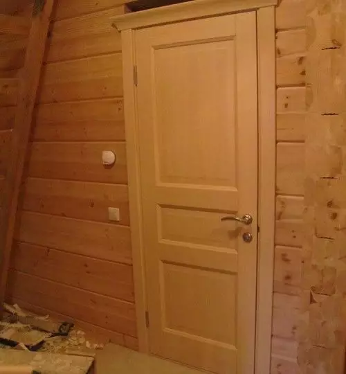 આપવા માટે સસ્તા લાકડાના દરવાજા કેવી રીતે પસંદ કરો