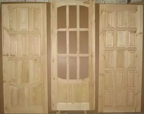 Πώς να επιλέξετε φτηνές ξύλινες πόρτες για να δώσετε