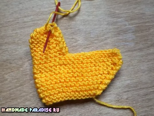 Easter Chicken Knitting.