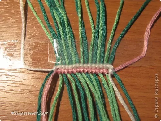 როგორ უნდა weave baubles პირდაპირ ქსოვა ვიდეო: მუშაობა სქემის მიხედვით სახელები დამწყებთათვის