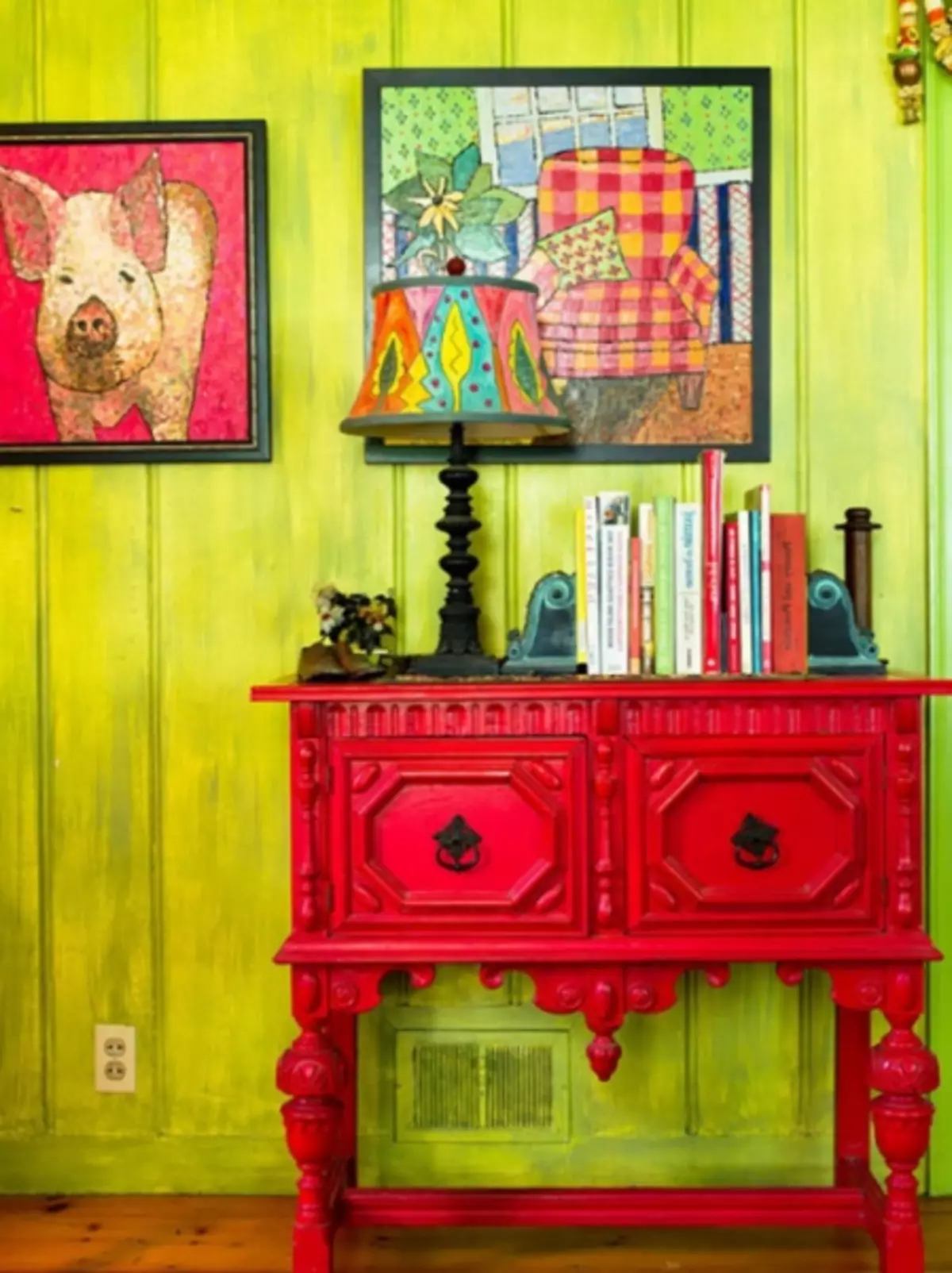 Colored chest of drawers in the interior (34 photos)
