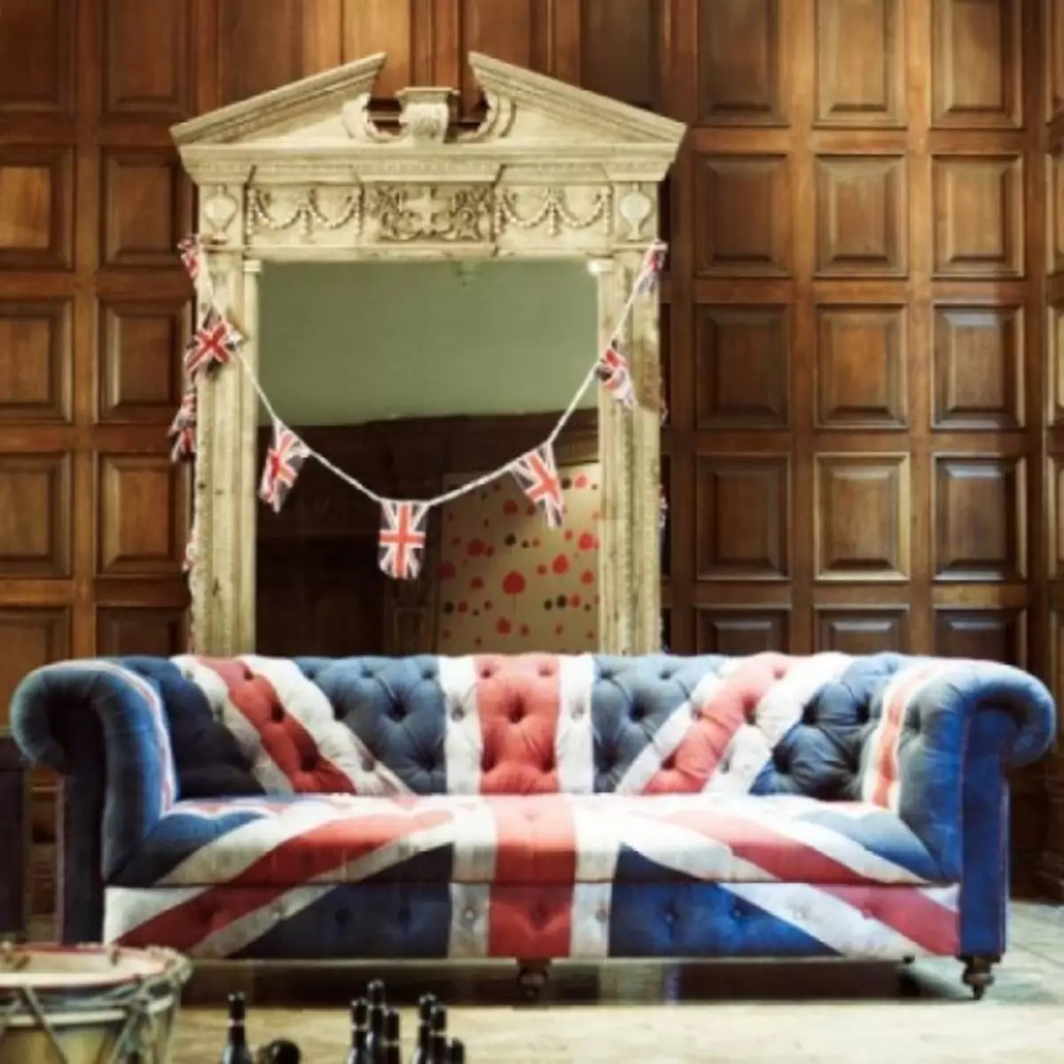 Bližje Londonu: Britanska zastava v notranjosti (Union Jack - 80 fotografij)