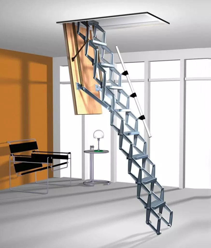 Ladder op de zolder: wat is beter om te kiezen en hoe je jezelf kunt installeren?