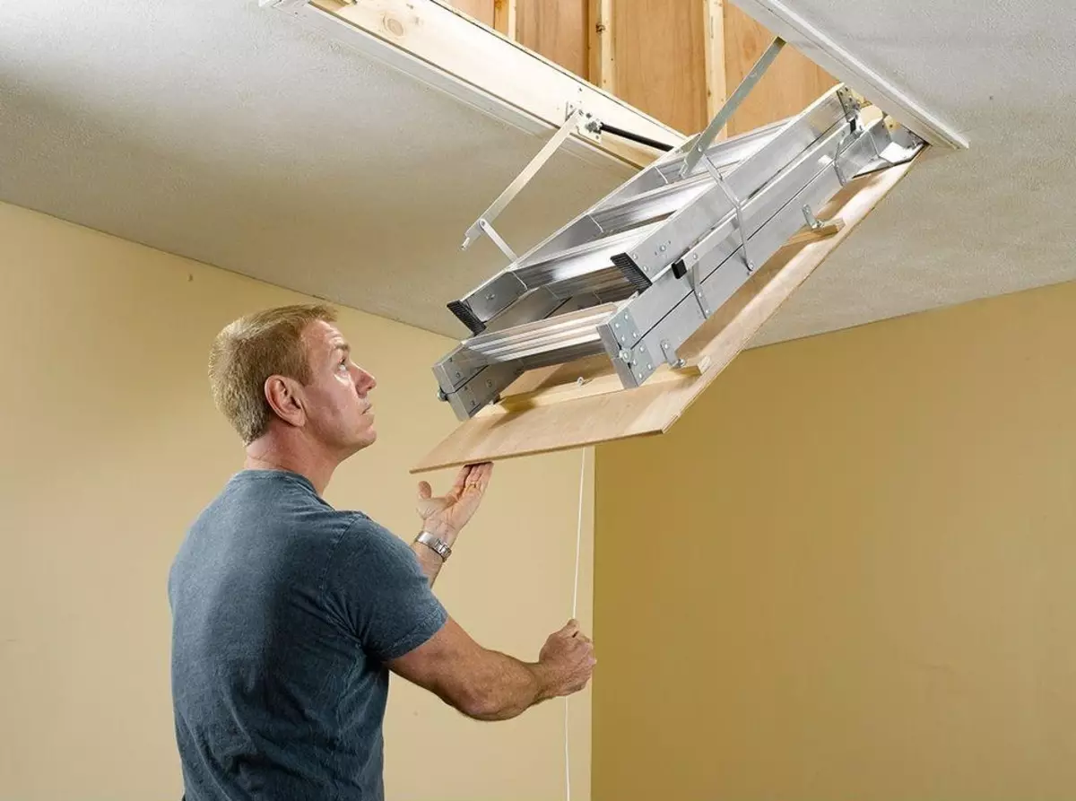 Aluminium loft trappe foldning
