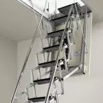 نردبان در اتاق زیر شیروانی: چه بهتر انتخاب کنید و چگونه خودتان را نصب کنید؟