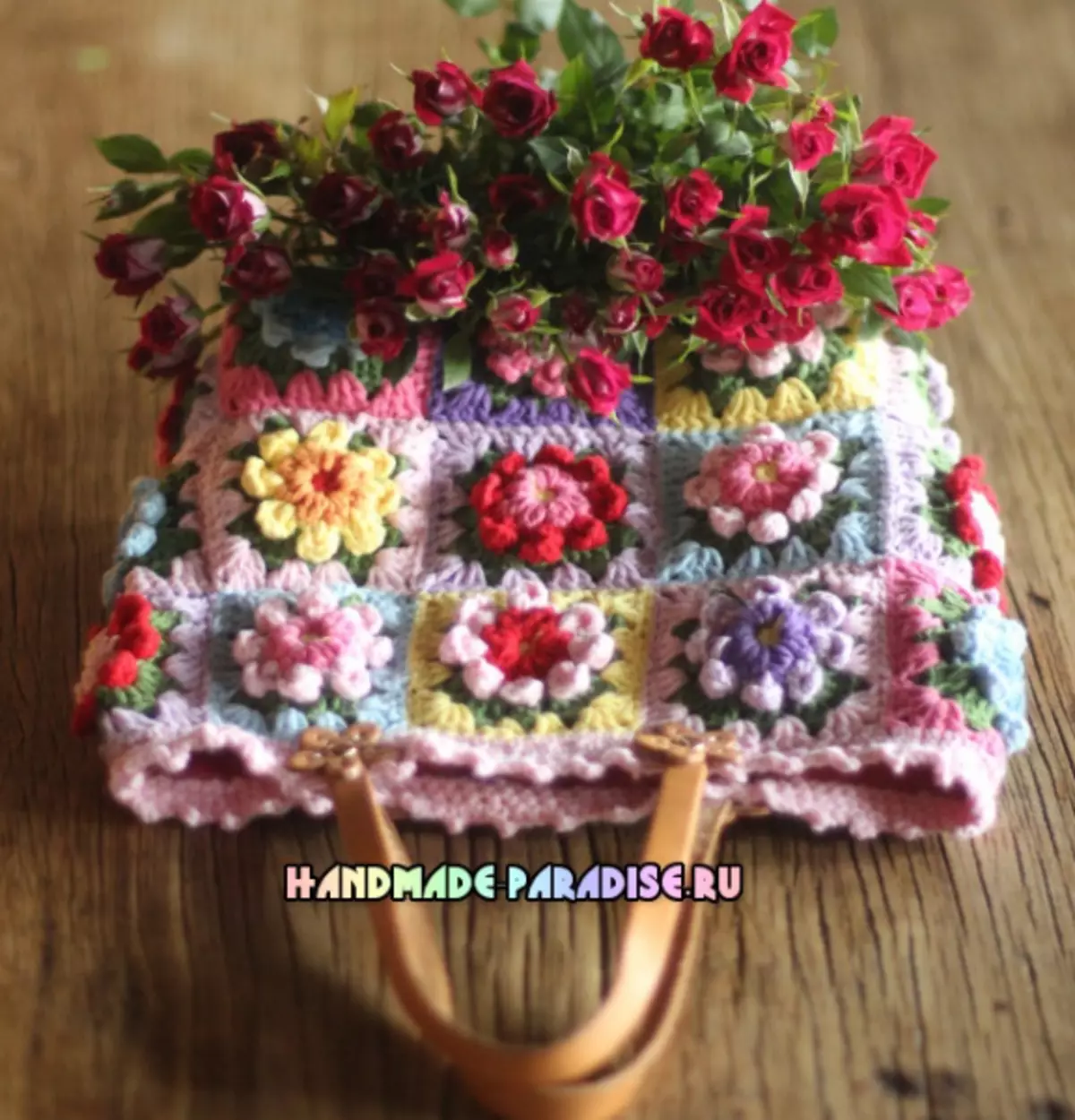 Gėlių motyvo nėrimo krepšys