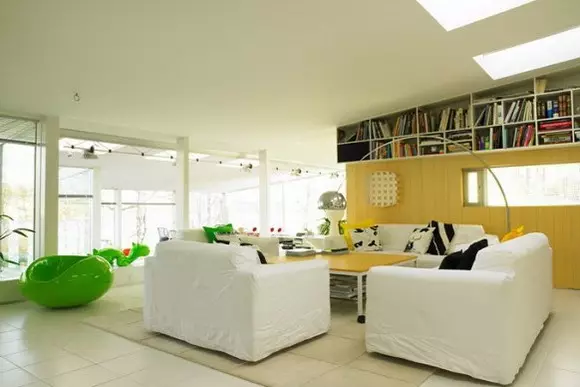 Mesa de centro no interior: Crea unha comodidade na sala de estar (37 fotos)