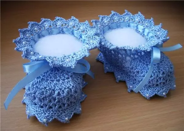 Нярай хүүхдэд зориулсан нээлттэй ажил хийх Crochet Booties: ВИДЕО