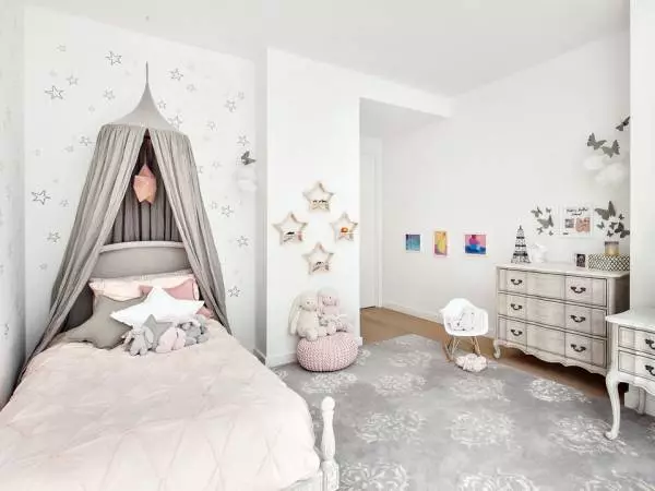 Desain kamar tidur 10, 13, 15 m2 di gedung-gedung tinggi untuk keluarga dengan bayi, foto