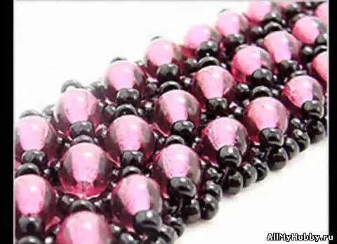 Armbänder von Perlen Tun Sie es selbst: Meisterklasse mit Fotos und Videos