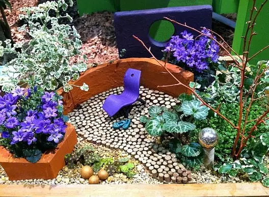 Hager i miniatyr: Hvordan lage en mini-hage med egne hender og hva de er