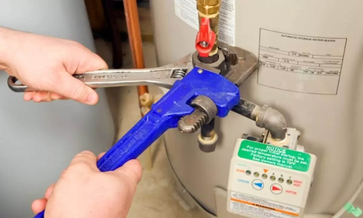 Gas boiler replacement: order and rules
