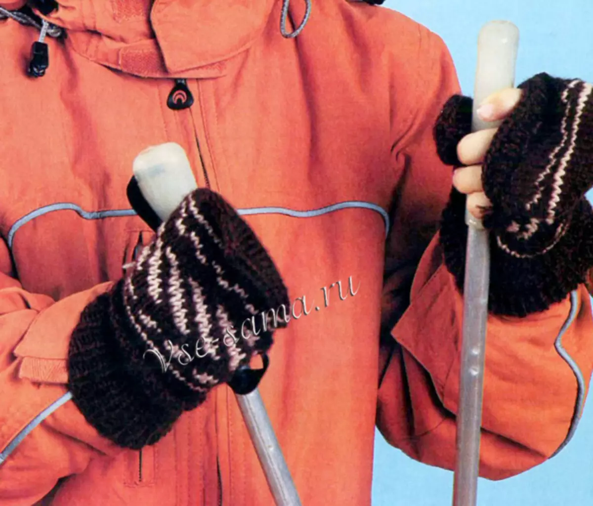手套配有折叠骑钩和针织针，具有描述和视频