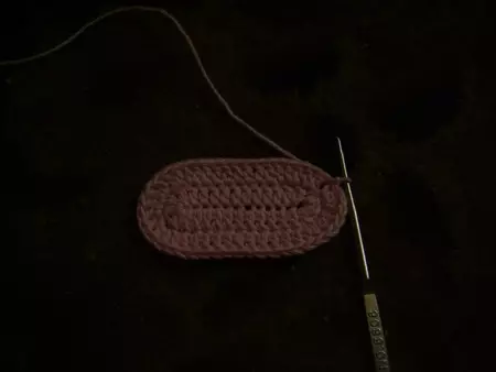 Mga Booties sa Ting-init Crochet alang sa mga batang babaye: Master Class nga adunay mga litrato ug video