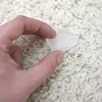 Kako ukloniti vosak ili parafin iz tepiha: efektivne metode uklanjanja