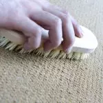 Kako ukloniti vosak ili parafin iz tepiha: efektivne metode uklanjanja