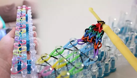 Ako sa spojiť z gumového pásma 3D postavu na stroji a na prakke s videom