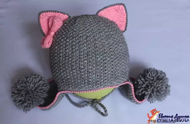Kucing kucing kanggo bocah-bocah wadon Crochet: Kelas Master karo katrangan kerja