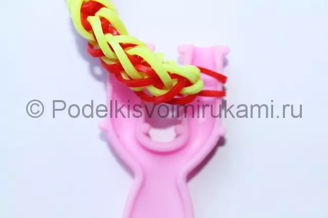 Ti a fi sinu gomu fun awọn olubere lori ẹrọ ati lori slingshot pẹlu fidio