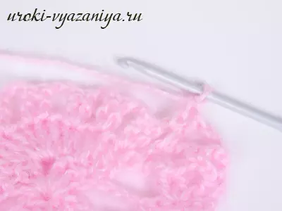 I-crochet Cape: Izikim ezinefoto kunye nevidiyo