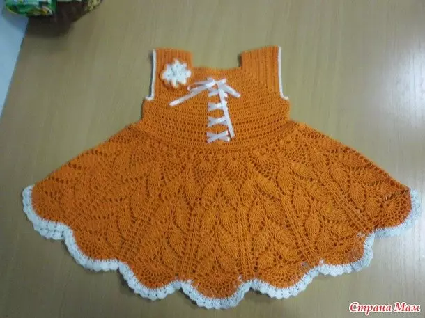 Vierkante Crochet Coquet voor babyjurken: Masterclass met video