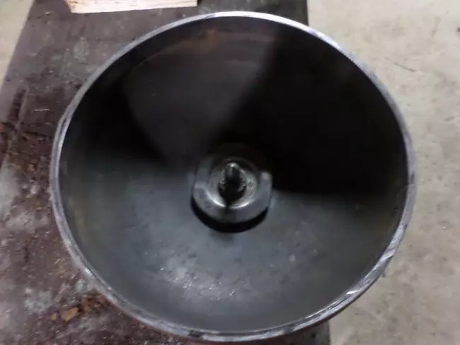 Hoe maak je een zandstralen apparaat voor de garage met je eigen handen