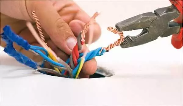 Wiring ndani ya nyumba kufanya hivyo hatua kwa hatua