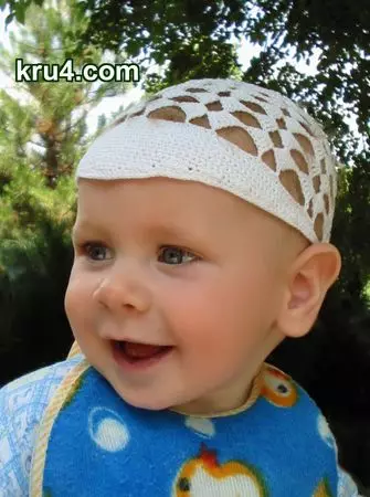 Cap for a boy with a crochet: Scheme with description and video